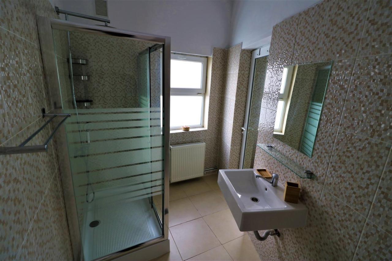 Athenee Palace Apartment - Panoramic View Terrace & Balcony - Free Minibar 부쿠레슈티 외부 사진